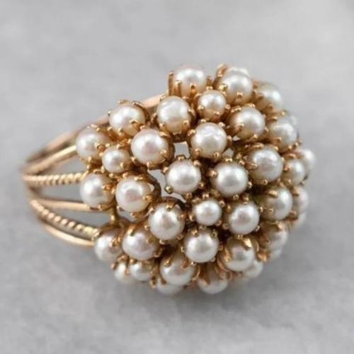Nerea - Anillo con perlas incrustadas