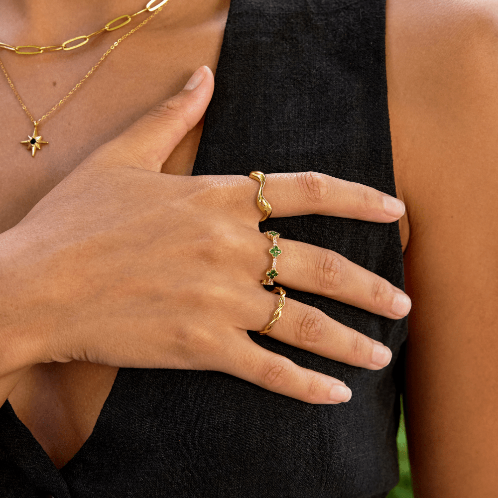 Anillo Ola de Oro 18K
