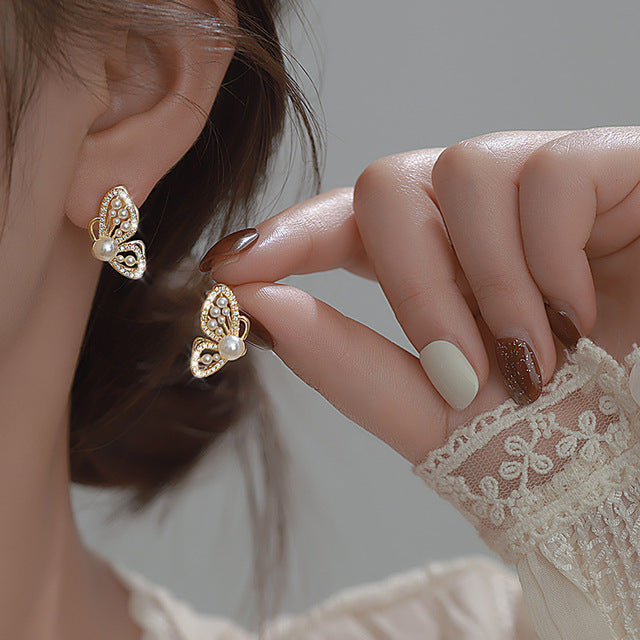 Pendientes Brillantes de Mariposa con Perlas en Oro