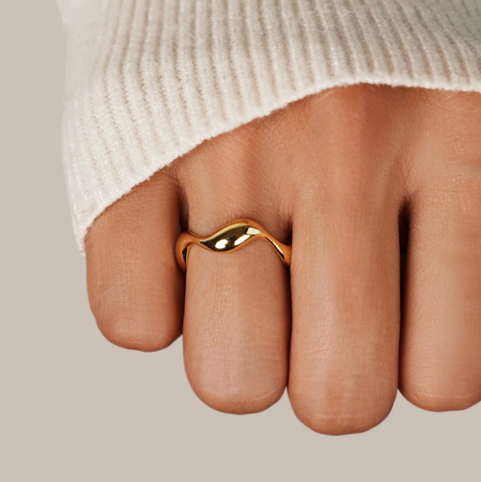 Anillo Ola de Oro 18K