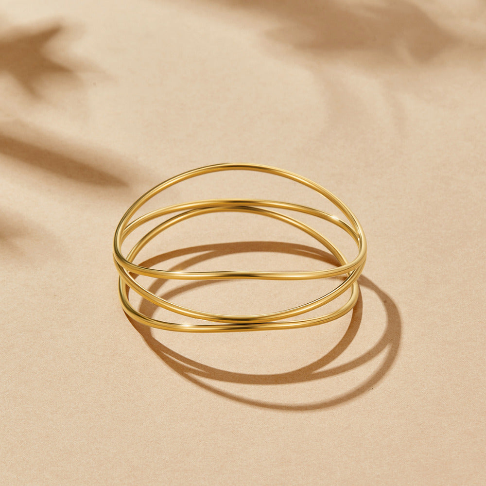 Brazalete Gabriela Dorado en Capas