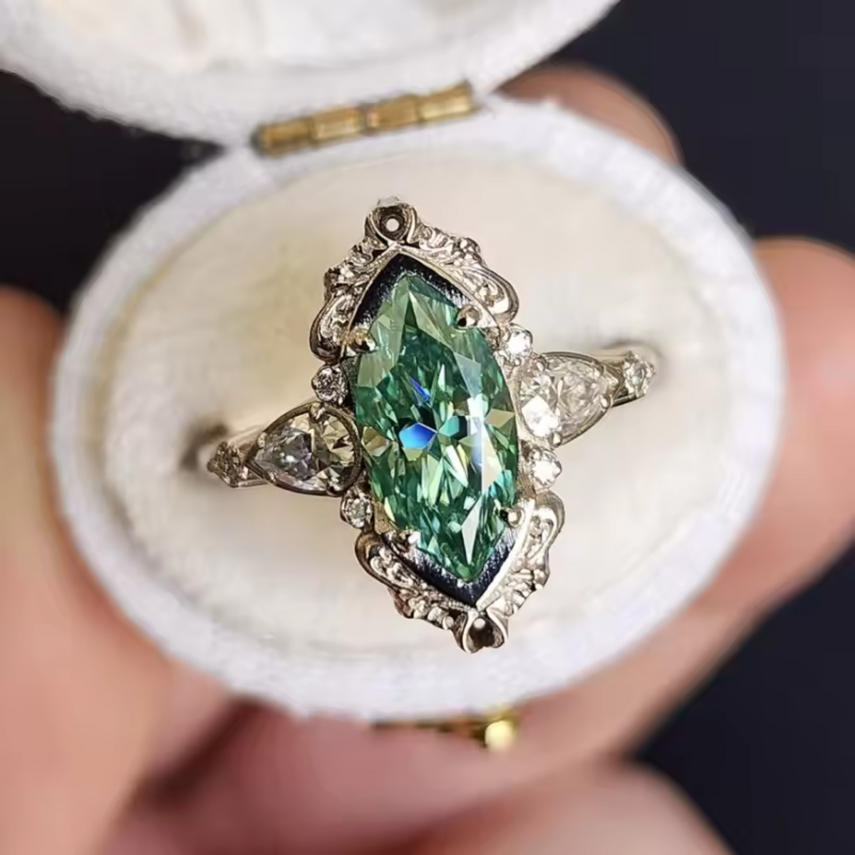 Anillo Esmeralda