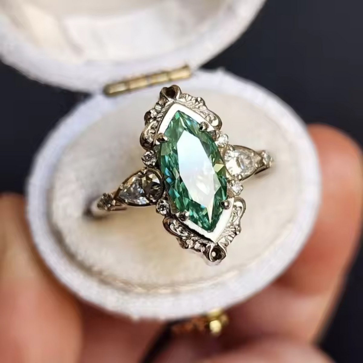 Anillo Esmeralda