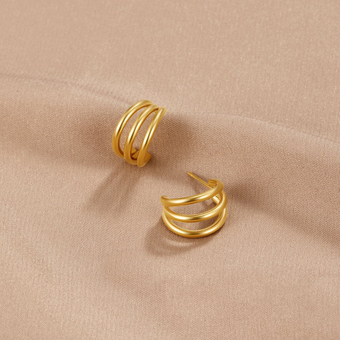 Pendientes Ana Triple Oro
