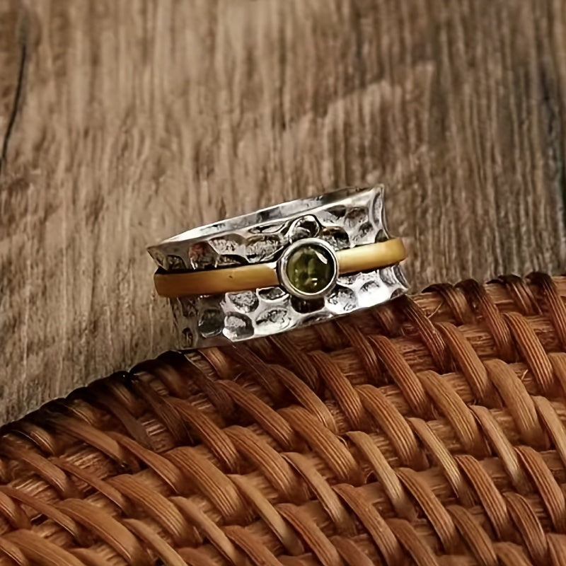 Anillo de zirconia verde elegante
