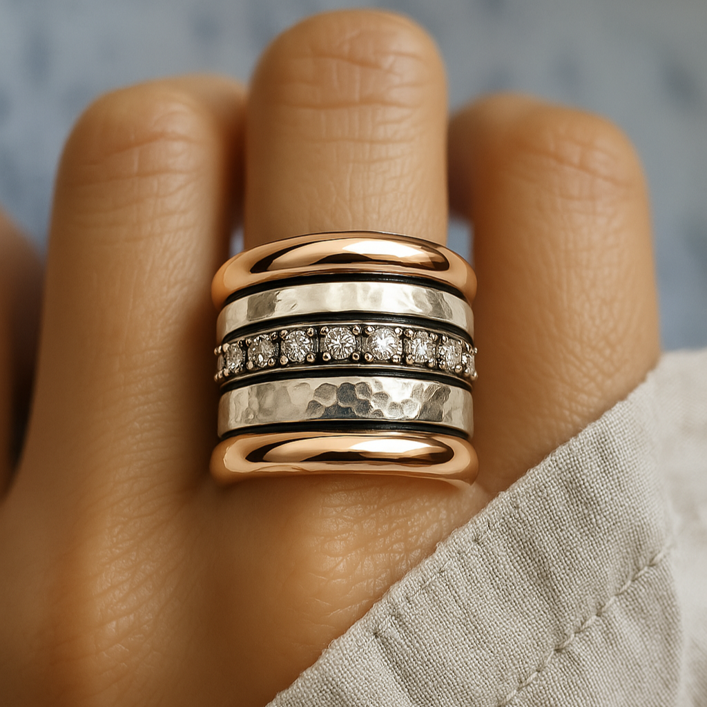 Anillo Vintage de Oro Grueso con Capas