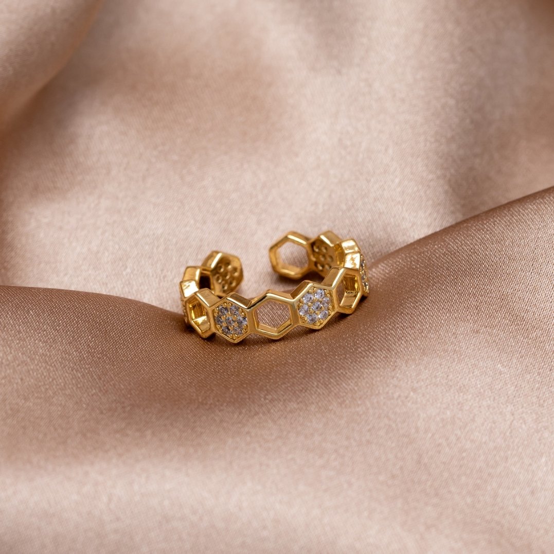 Anillo Panal de Oro y Cristal