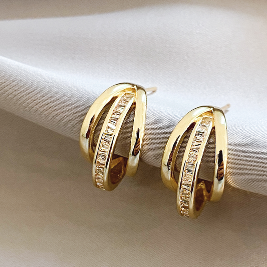 Pendientes Dorados Elegantes de Triple Aro