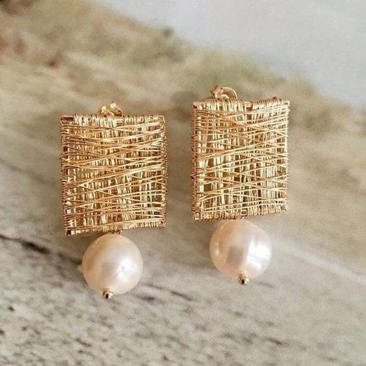 Elegancia - Pendientes de Perla y Hilos