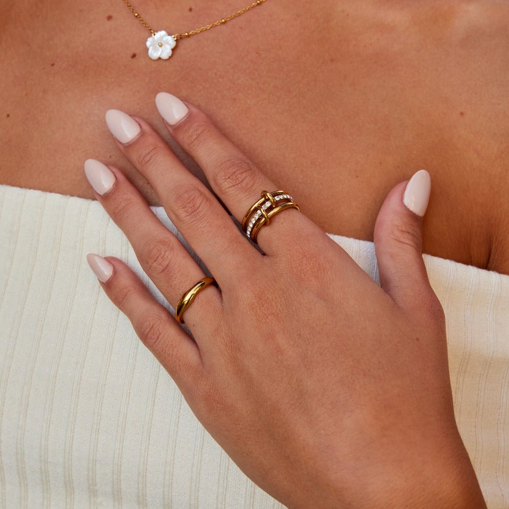 Anillo Kaili Dorado en Capas