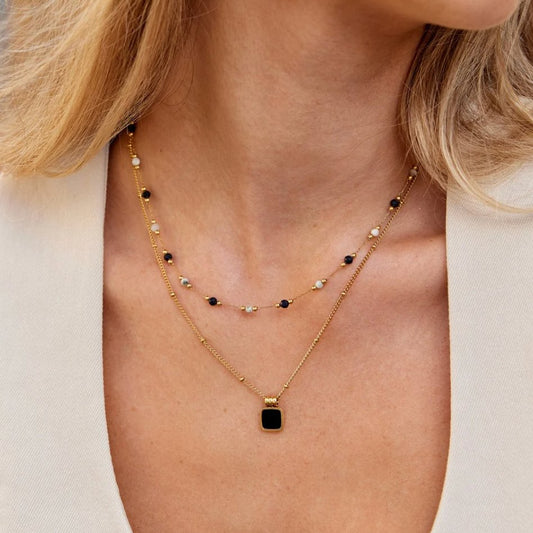 Collar Lucia con Colgante Negro