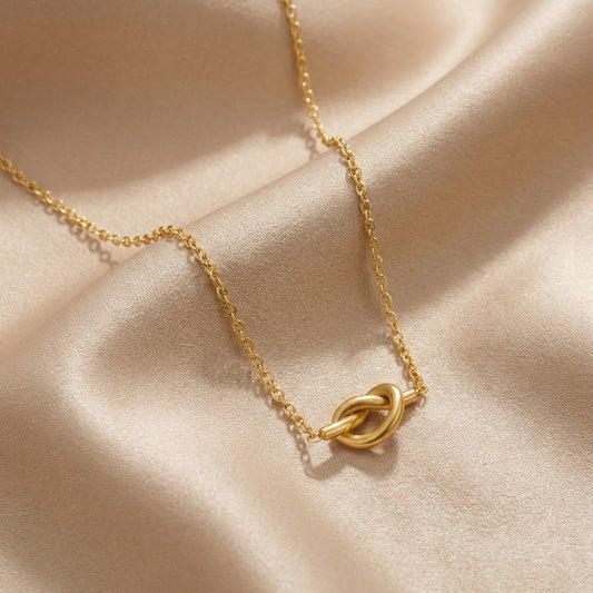 Collar Adela con Nudo